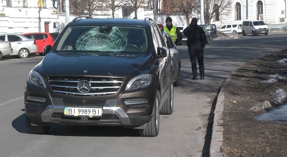 У Полтаві прокуратура оскаржуватиме вирок підприємиці, яка на «Мерседесі» збила хлопця