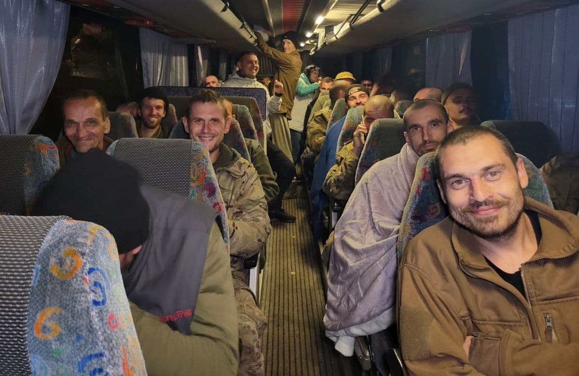 Шестеро військових з Полтавщини повернулися з російського полону