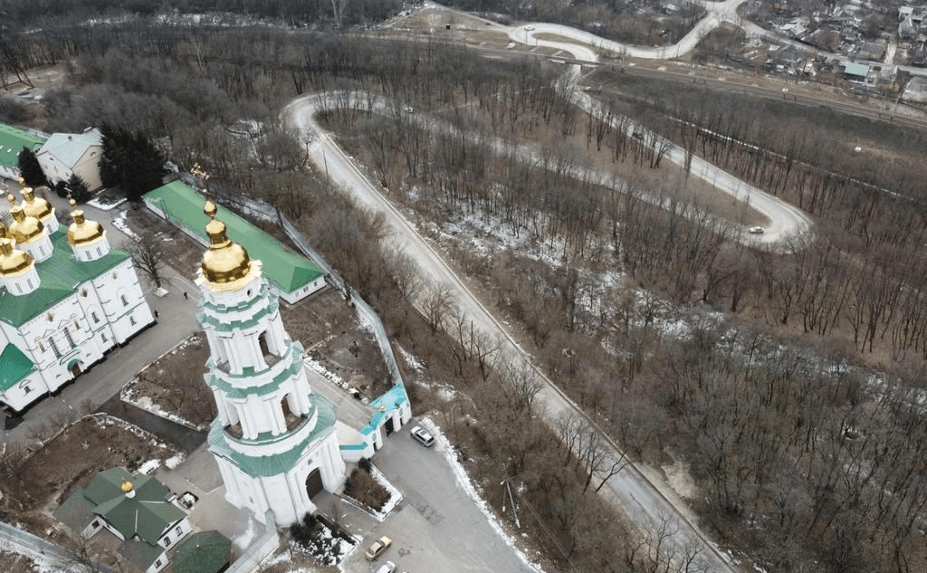 З 25 січня зміниться розклад і маршрути автобусів через Червоний шлях