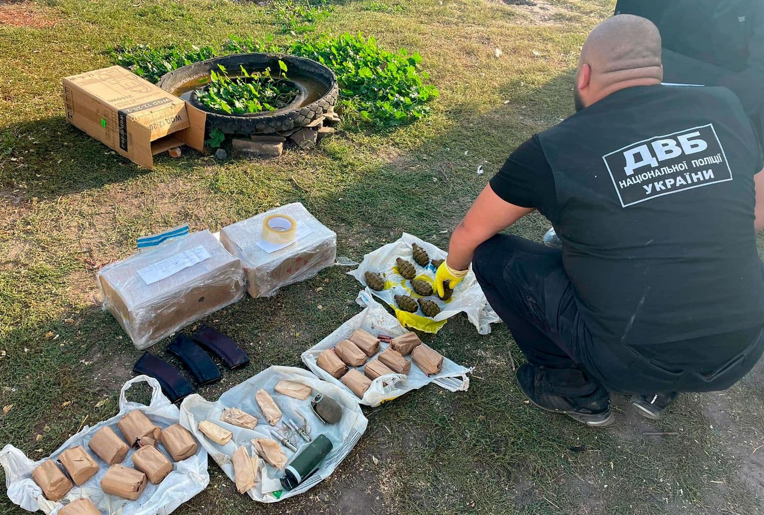 У Кременчуцькому районі затримали торговця зброєю