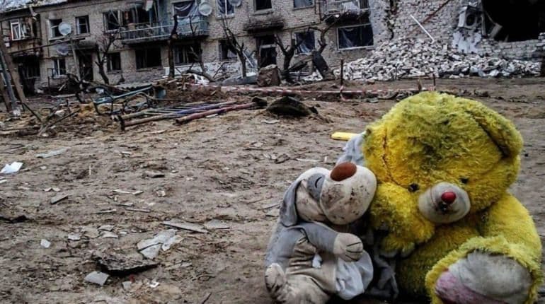 Унаслідок війни в Україні загинули 430 дітей