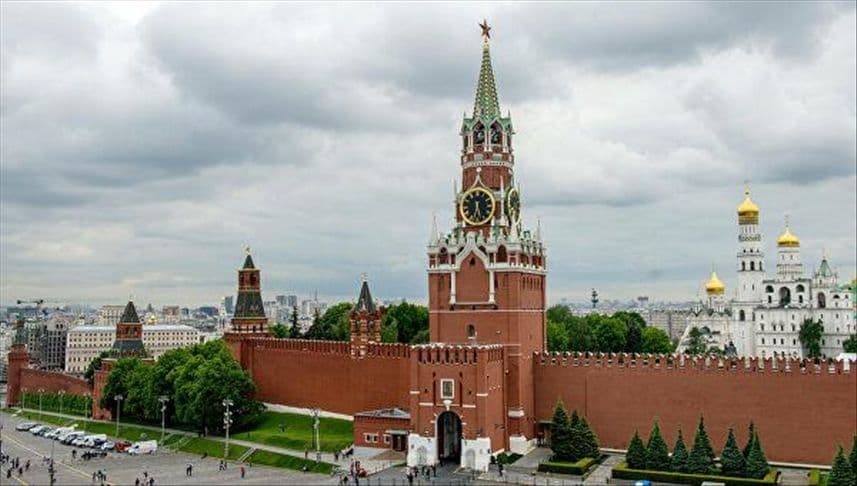У Москві розвалюється стіна Кремля