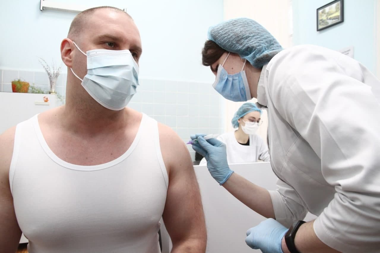 Голова Полтавської ОДА зробив щеплення вакциною Covishield