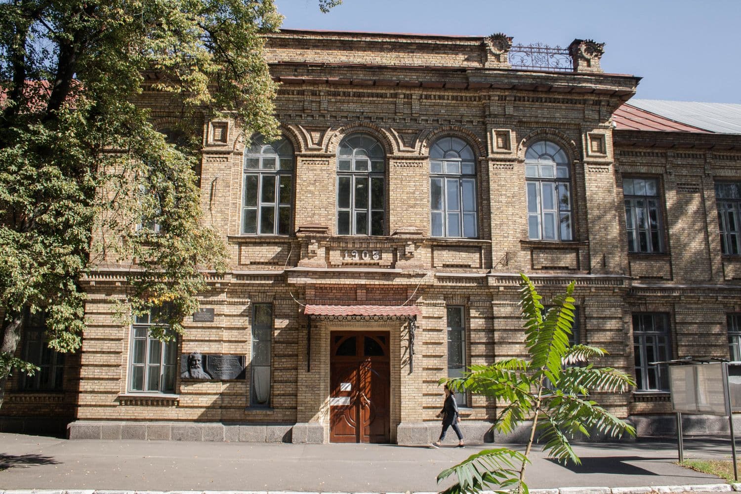 Вступник полтавського вишу записав на диктофон, як викладач вимагає хабаря