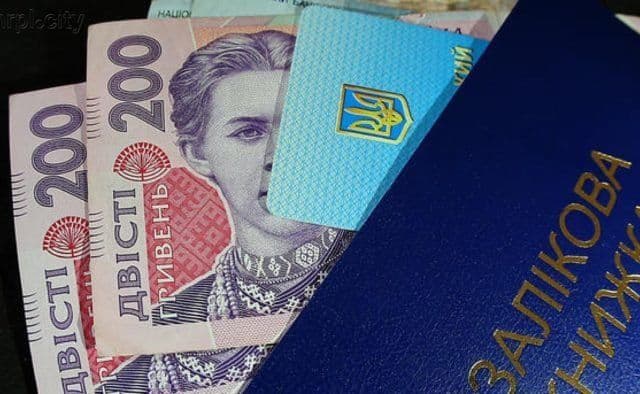 Декана полтавського університету підозрюють у хабарництві (оновлено)