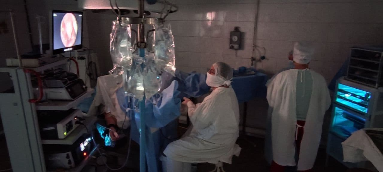 У Полтаві провели операцію за відсутності електрики