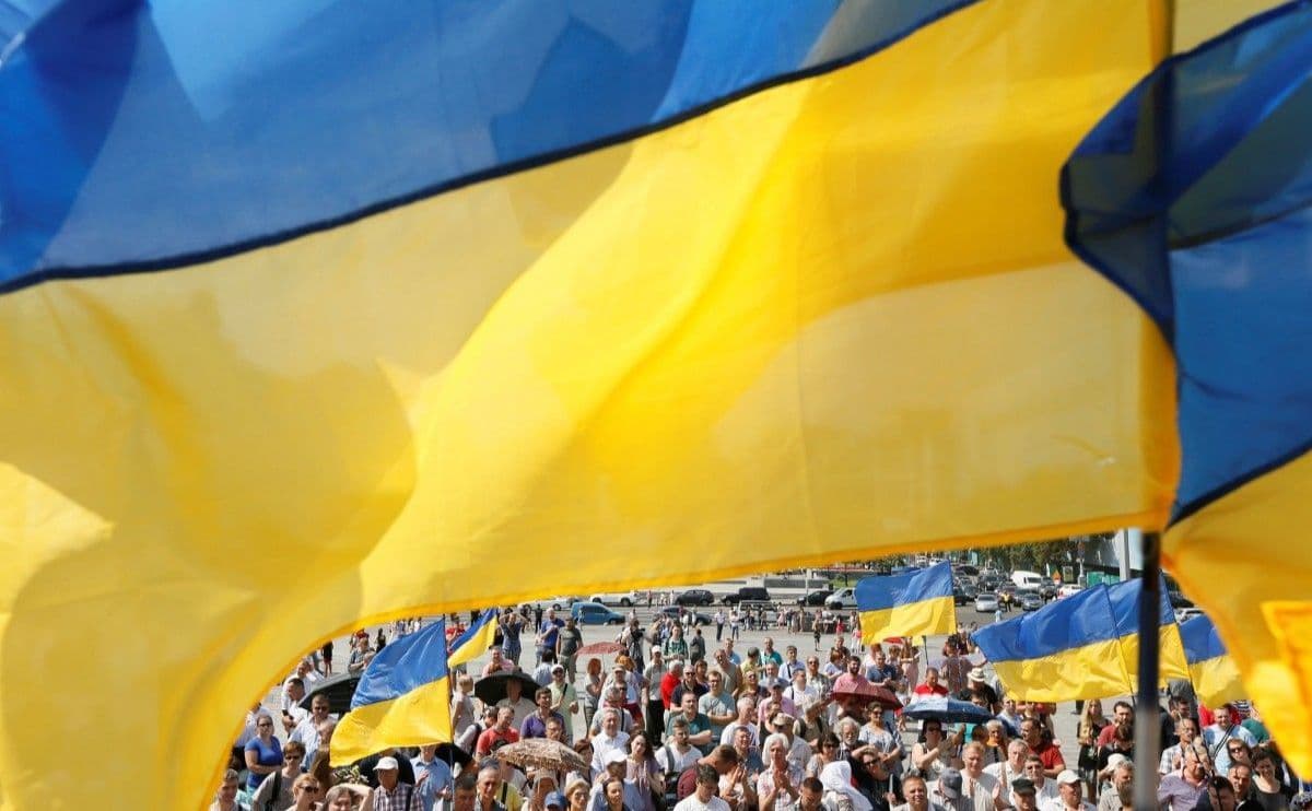 80% українців відчувають гордість за свою країну: соцопитування