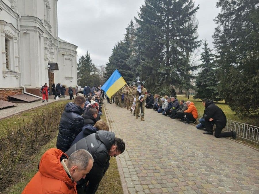 Полтава попрощалася із воїном Петром Проциком