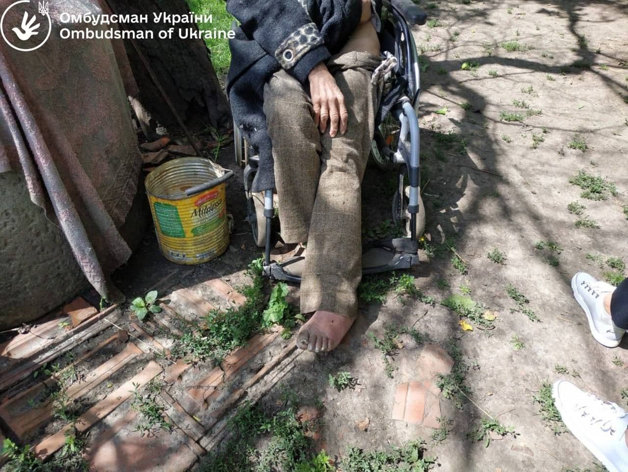 Заклад опіки на Полтавщині забрав документи й тримав в антисанітарії 12 людей