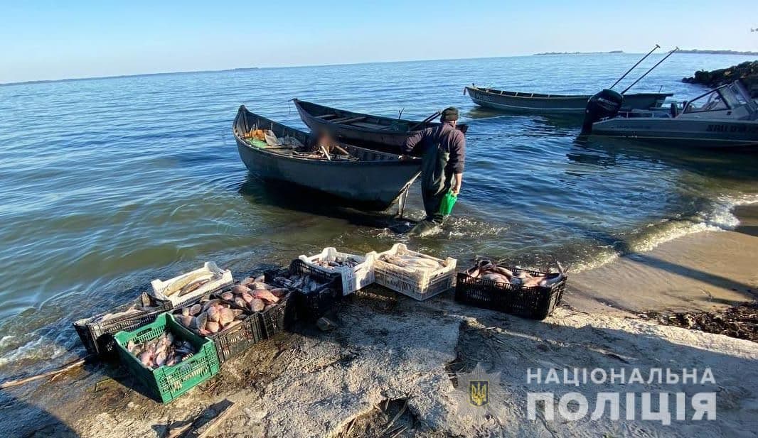 На Полтавщині викрили браконьєрів, які наловили риби на понад 200 тисяч