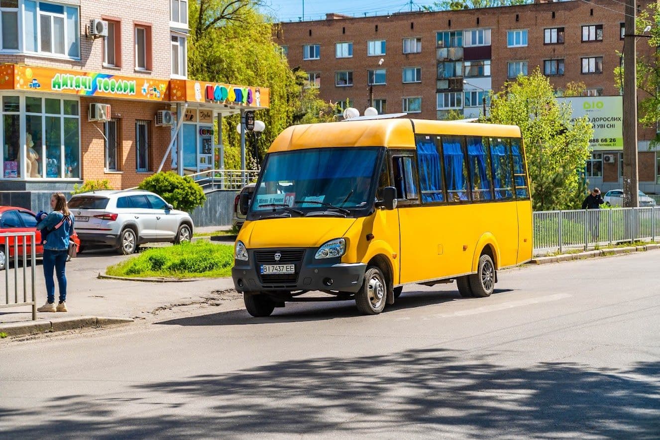 «70% автобусних маршрутів передали в одні руки» — у Полтаві проведуть зустріч з перевізниками