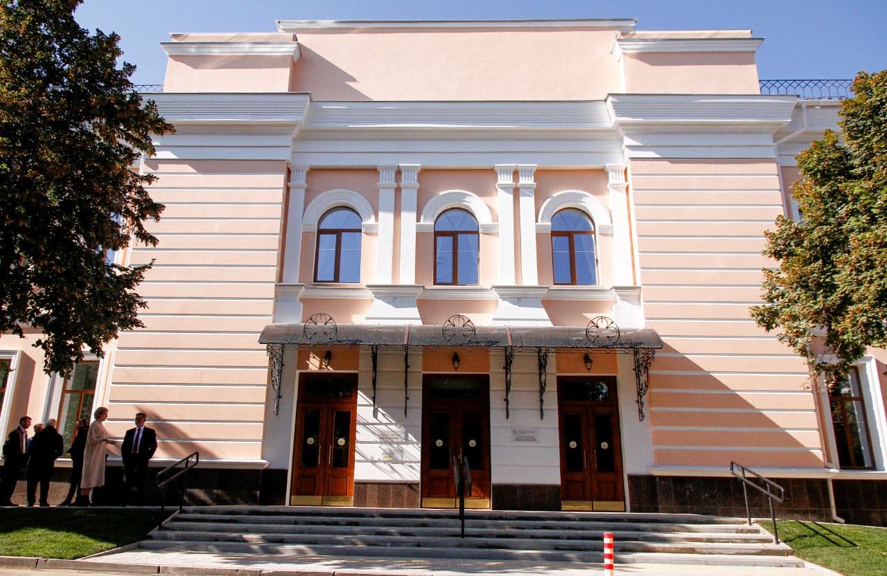 Оприлюднили афішу вистав та майстер-класів для мешканців Полтавщини