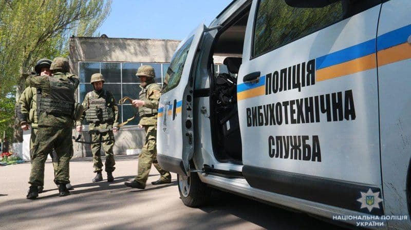 Інформація про заміноване авто у Полтаві не підтвердилася