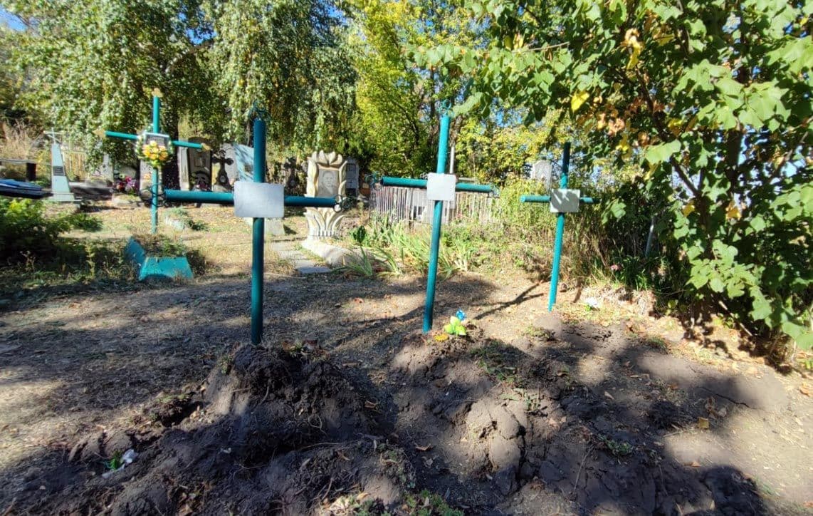 На Полтавщині затримали чоловіка, який пошкодив 17 могил