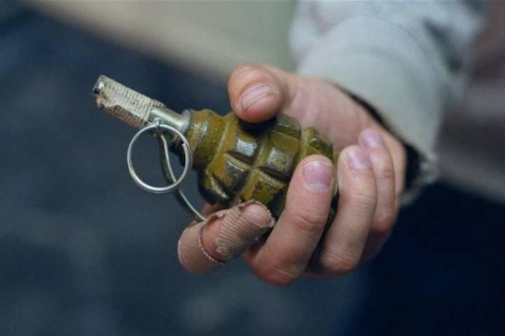 Неподалік Градизька 50-річний чоловік підірвався на гранаті