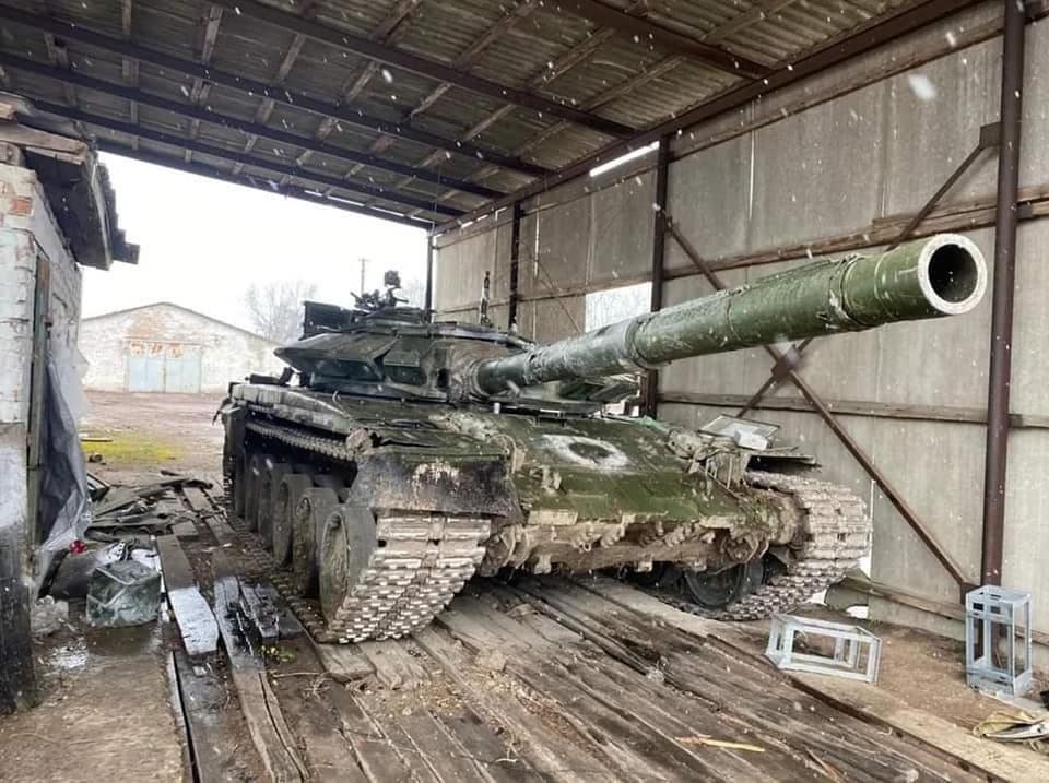 Окупанти перекидають війська у Донецьку та Луганську області