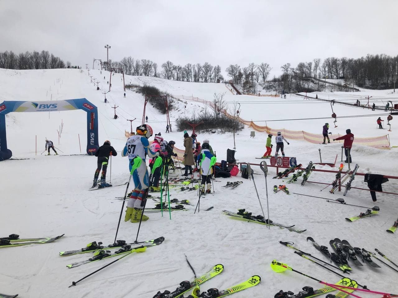 Під Полтавою провели чемпіонат області з гірськолижного спорту