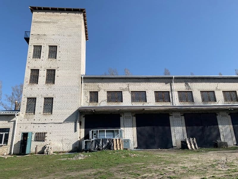У Кременчуці старе пожежне депо переоблаштують під житло для переселенців