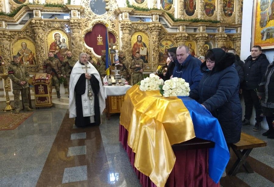 Полтава попрощалася із солдатом Володимиром Ропотилом