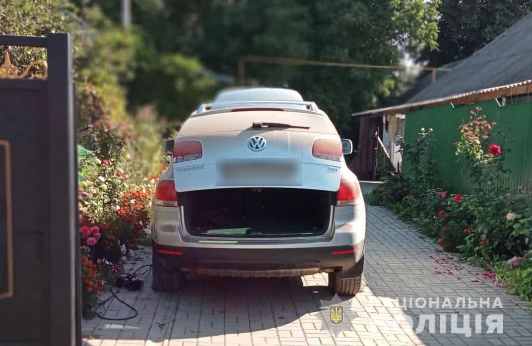 Машини наступають: на Полтавщині автівка без водія вбила чоловіка