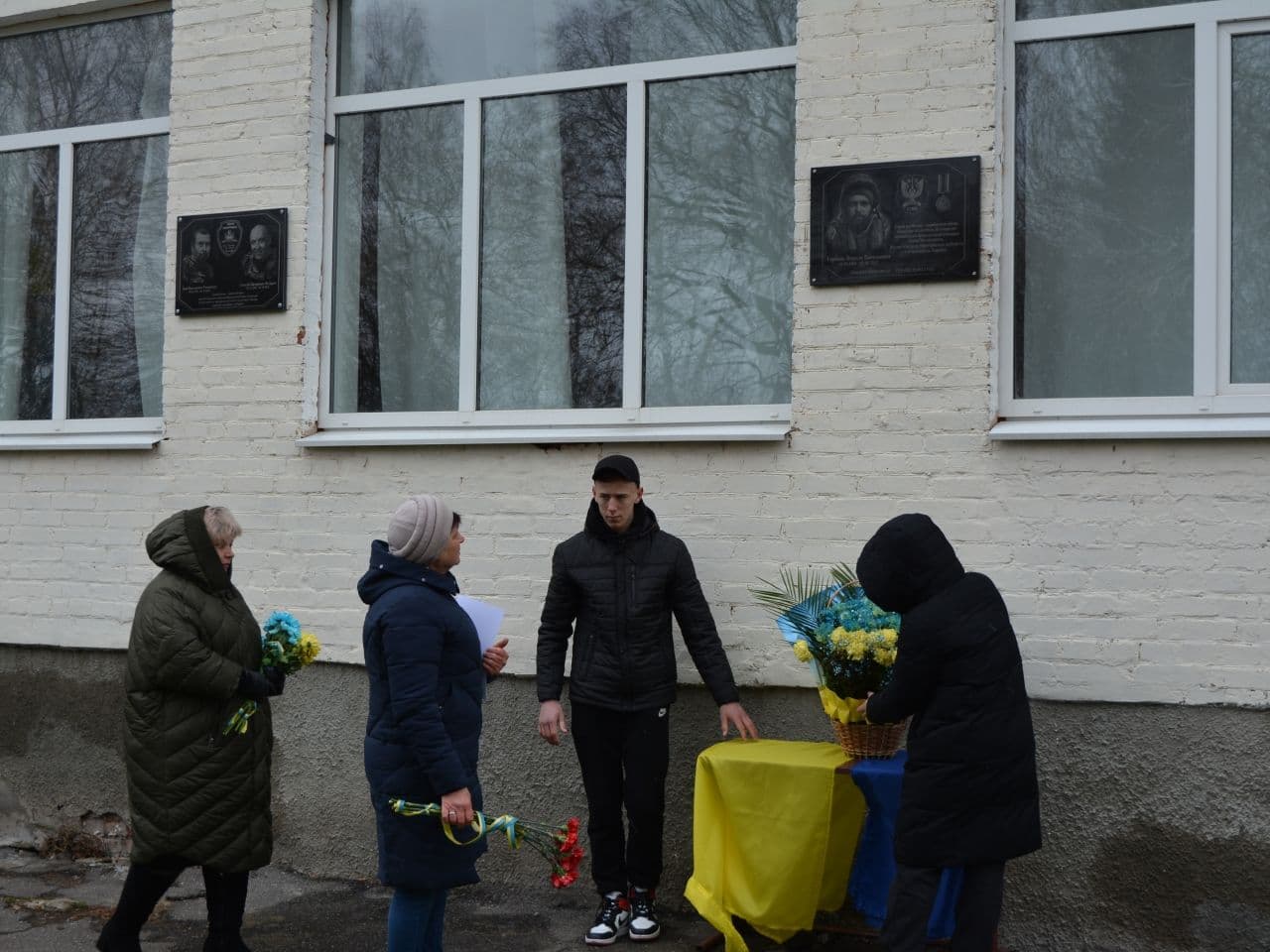 На Полтавщині встановили меморіальну дошку герою російсько-української війни