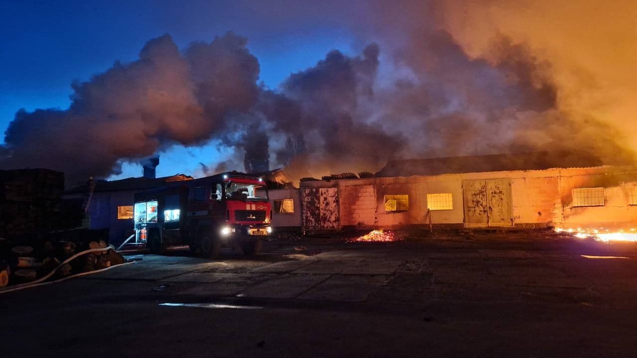 «Зразу побігли в підвал» — всі подробиці нічного обстрілу Полтави (відео)