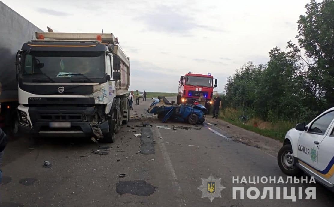 Смерть на дорозі. Під Решетилівкою трапилася ДТП
