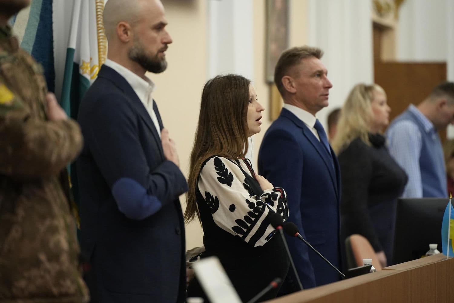 Бюджет на рік, програми підтримки та нові скандали: як минула сесія Полтавської міськради