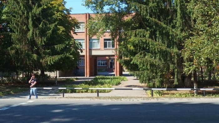 В одній з полтавських шкіл евакуювали дітей