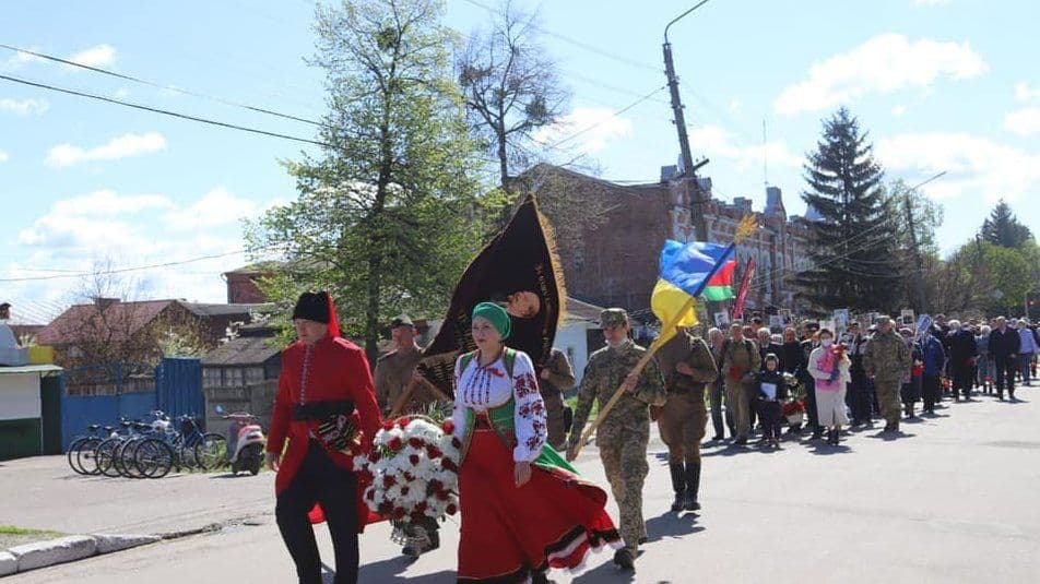 Прапор із Леніним у Зінькові: поліція не відкриватиме кримінальне провадження