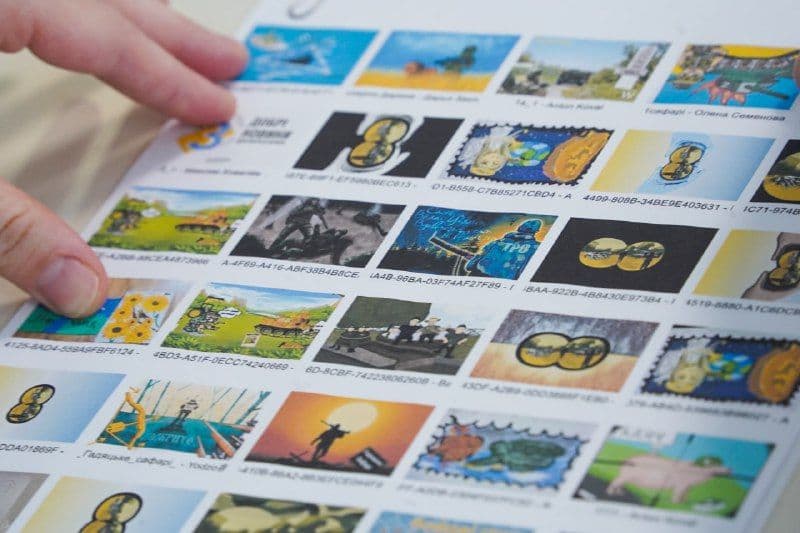 Полтавці надіслали на конкурс близько 200 ескізів марки «Гадяцьке сафарі»