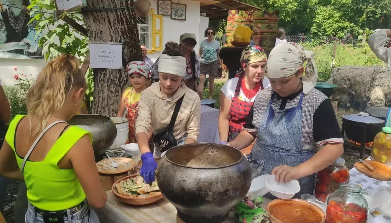 На Полтавщині заборонили проводити фестиваль борщу