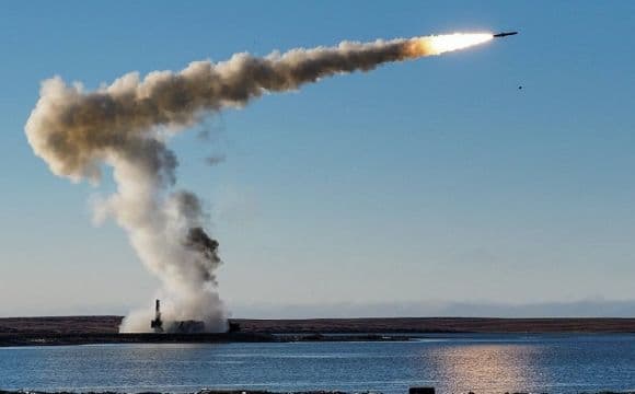 Україна під масованим обстрілом та відключення світла у Полтаві — головне за 22 жовтня