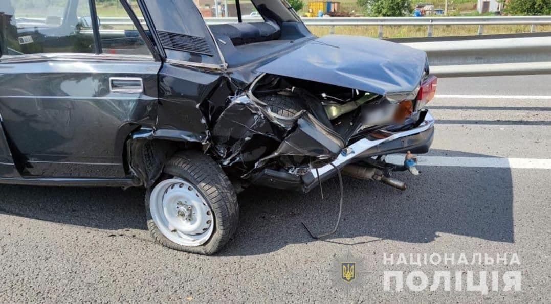 ДТП на трасі «Київ-Харків-Довжанський»:  є постраждалі (фото)