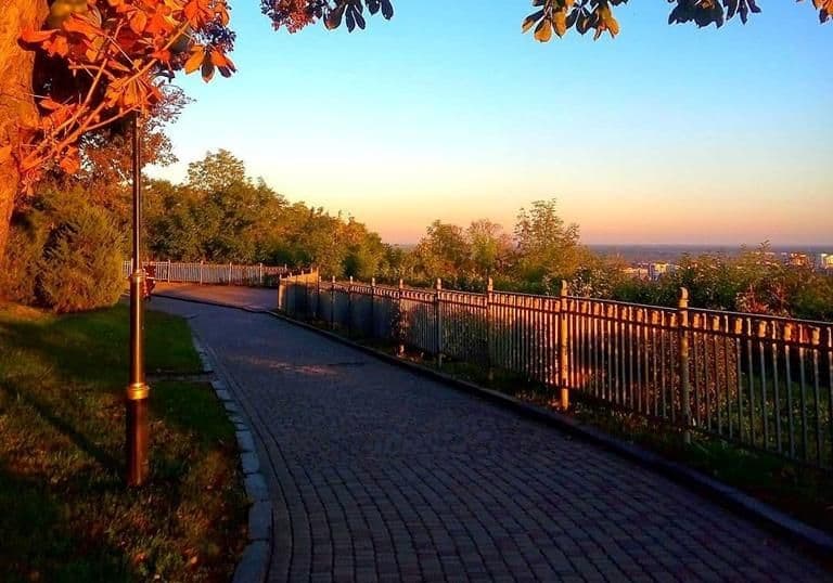Полтава нагадує Гобітанію — як змінилося місто за сім місяців повномасштабної війни