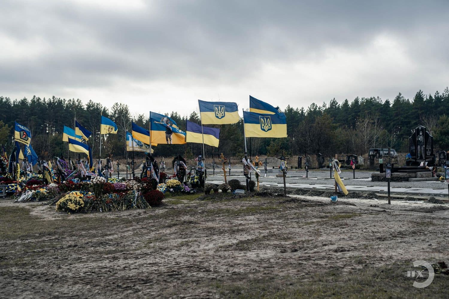 Для військового кладовища на Затурино замовили охорону