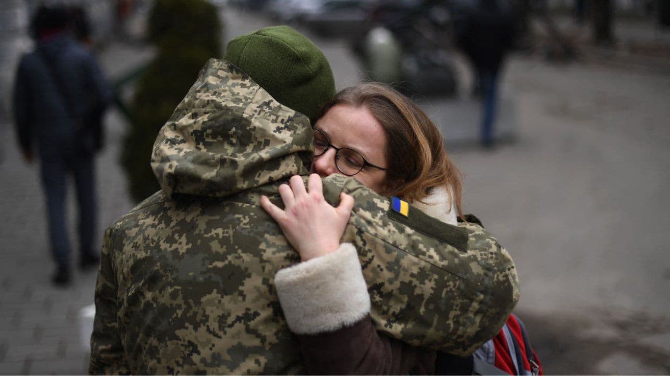 На Полтавщині сім'ї загиблих воїнів можуть отримати матеріальну допомогу