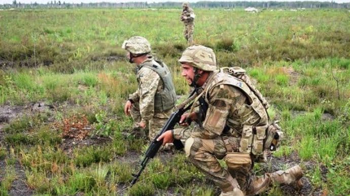 Полтавців закликають не лякатися звуків пострілів: триває навчання