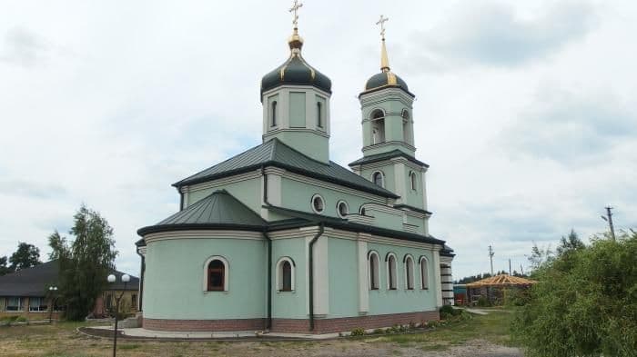 У Нових Санжарах віряни проголосували за перехід з УПЦ до ПЦУ