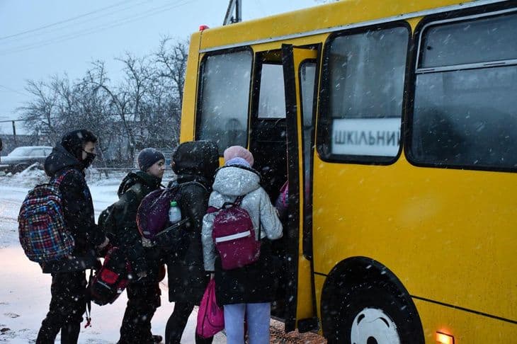 Школярів зі старостатів Полтавської громади планують безкоштовно підвозити до міста