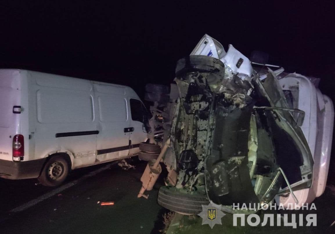 Поблизу Лубен зіштовхнулися два мікроавтобуси: є постраждалі