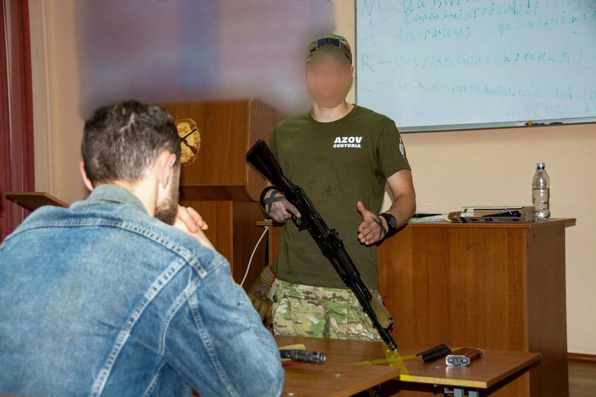 На Полтавщині військові навчають цивільних усьому необхідному для захисту області