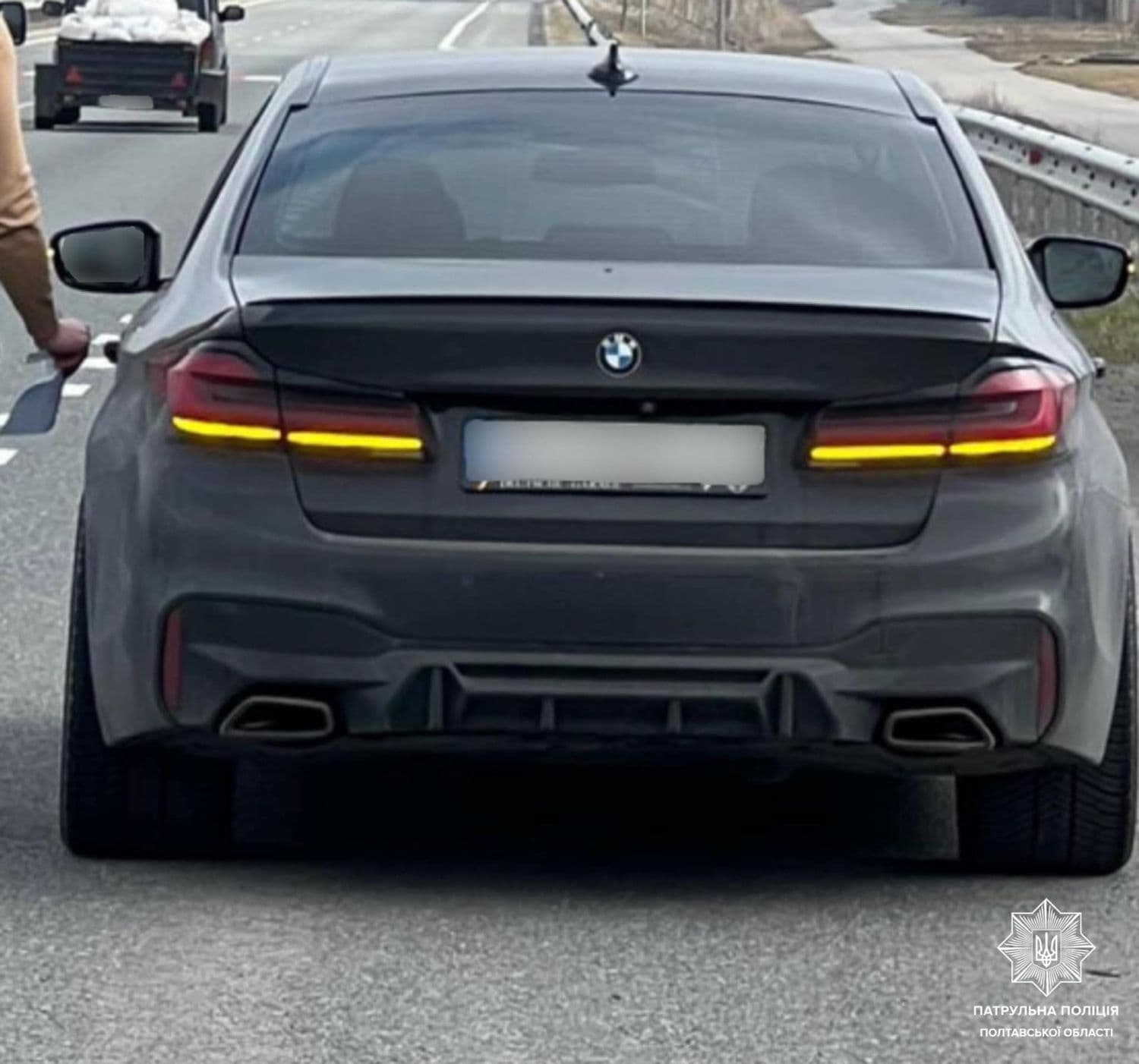 На Полтавщині водій BMW їхав зі швидкістю 224 км/годину