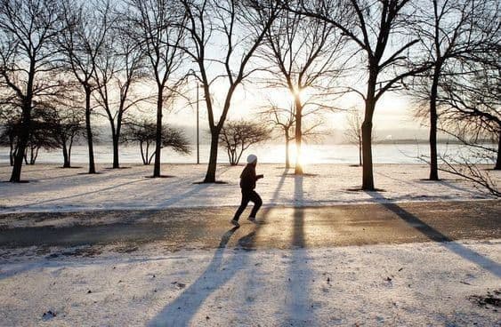 «Спорт проти олів'є»: у Миргороді влаштовують різдвяний забіг