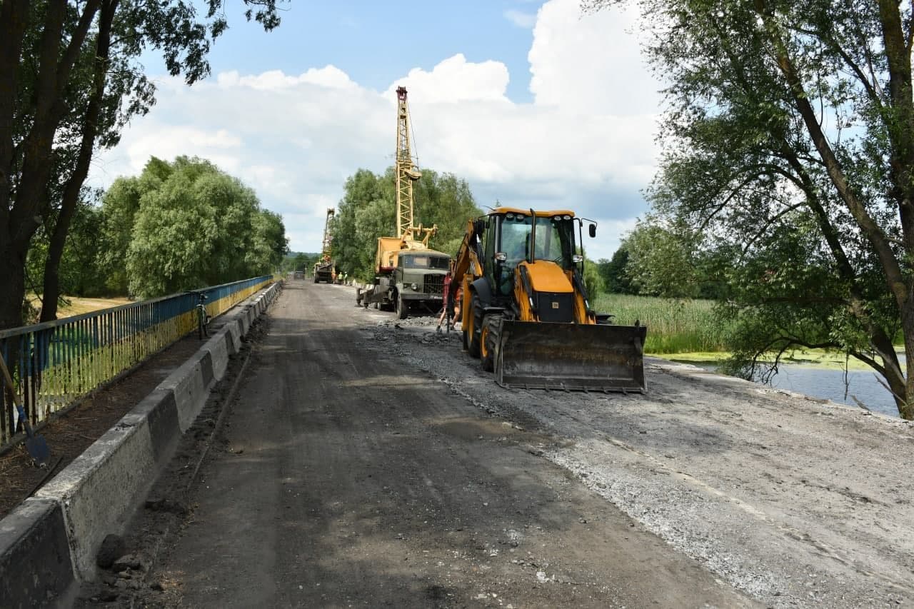 Дорога Чорнухи-Лубни буде з новими, відремонтованими мостами (фото)