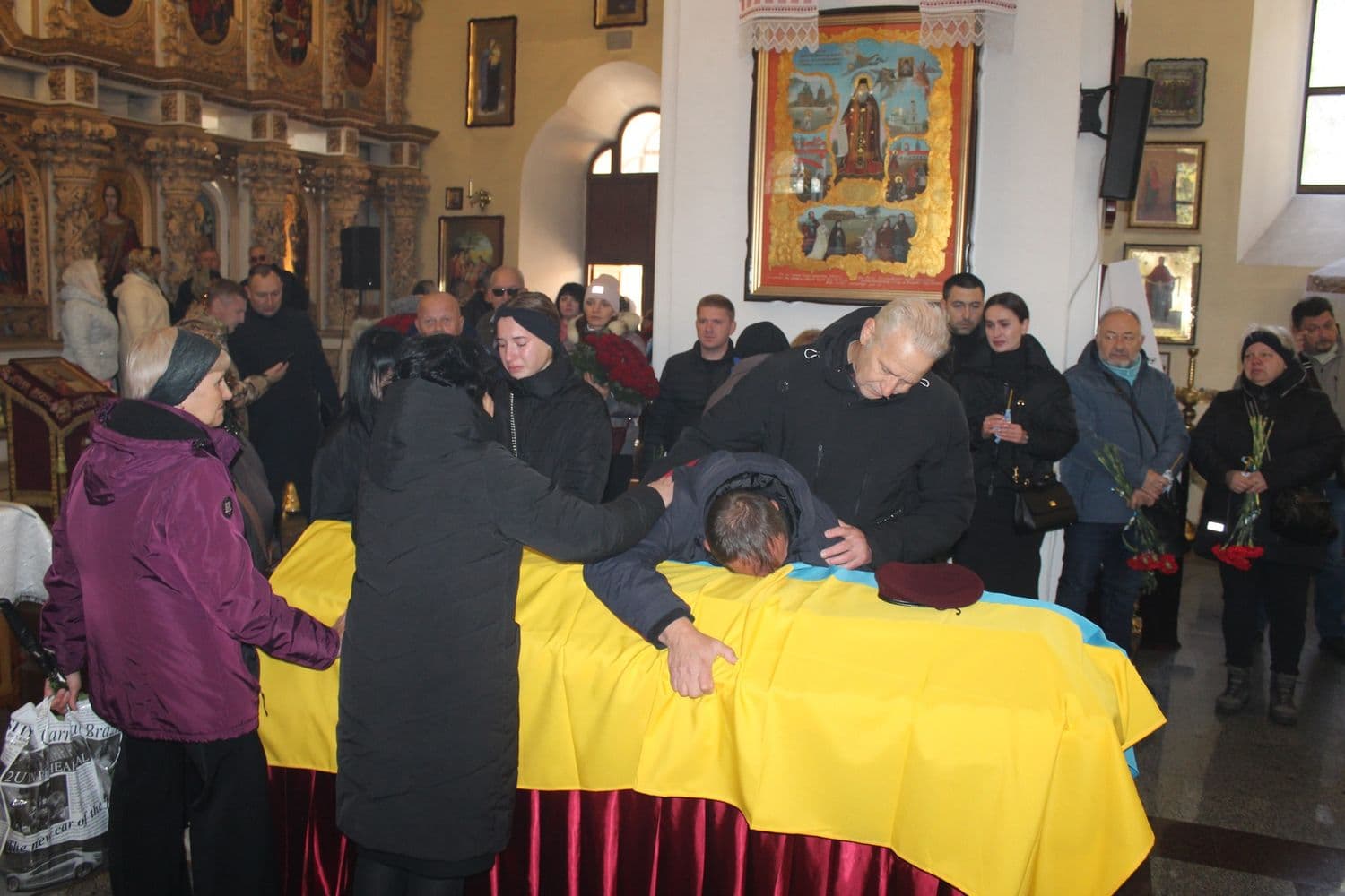 Полтава попрощалася з стрільцем, який загинув під Бахмутом