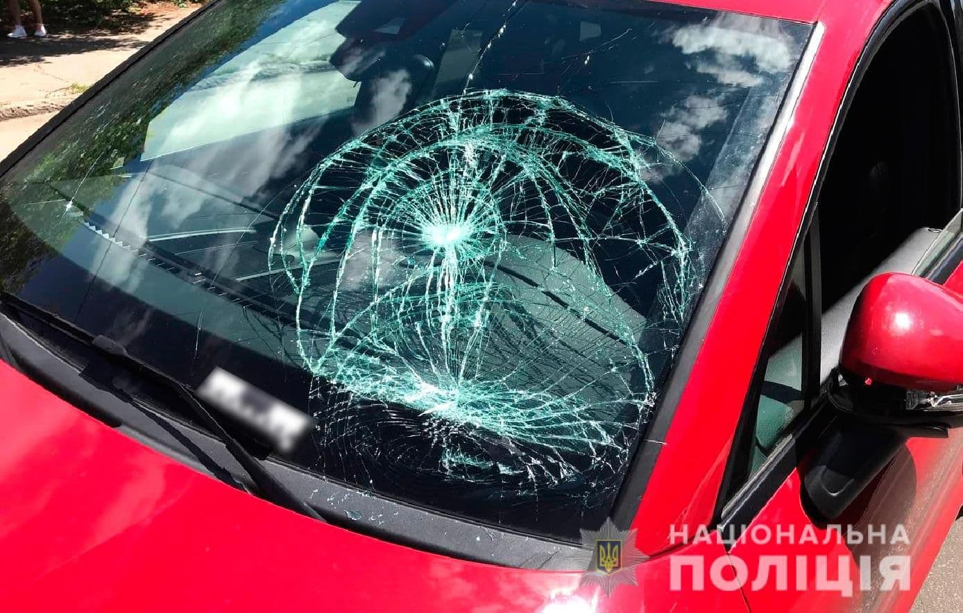 У Полтаві водій Porsche збив неповнолітнього велосипедиста