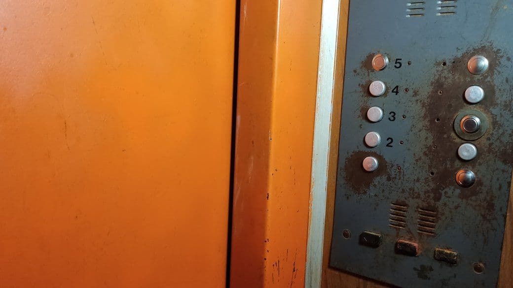 У Полтаві пропонують створити програму ремонту ліфтів
