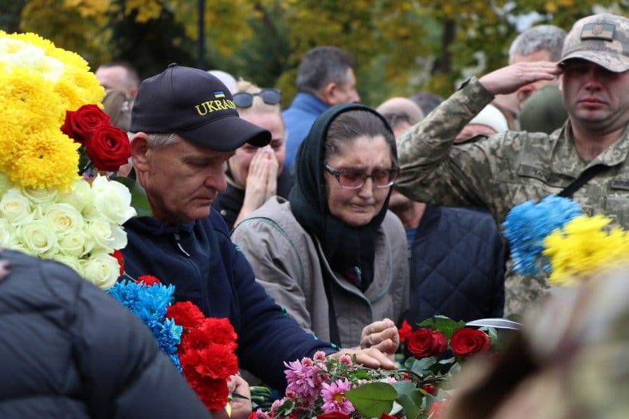 У Полтаві попрощалися з трьома захисниками, які загинули на війні з росіянами