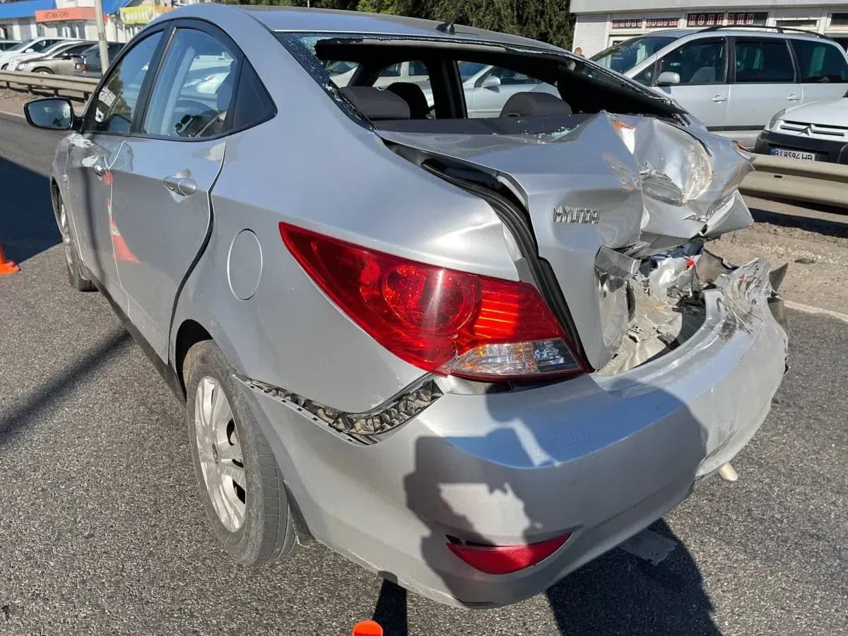 У Полтаві автомобілю «Hyundai» зім'яли зад